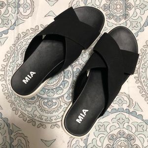 MIA "Ivey" Sandals